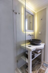 Naxos Rock Villas