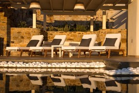 Naxos Rock Villas
