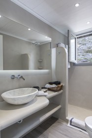 Naxos Rock Villas