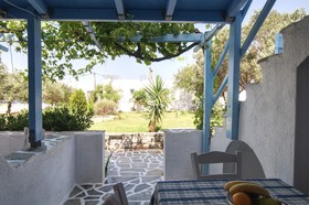 Sunset  Studios & Restaurant