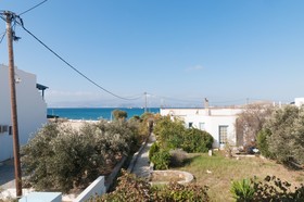 Sunset  Studios & Restaurant