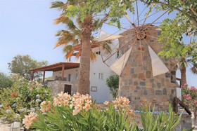 Thea Boutique Suites