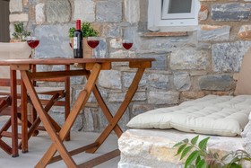 Thea Boutique Suites