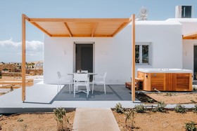 Xerolithos Natural Living