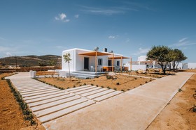 Xerolithos Natural Living