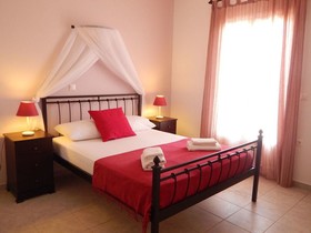 Dolphin Kastraki Studios