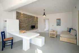 Irida Vacation suites