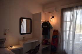 Diamantis Studios & Apartments