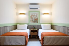 Plioni Villas & Suites