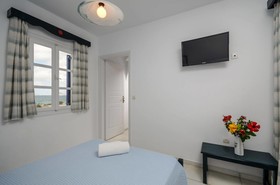 Victoria Studios & Apartments