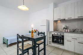 Victoria Studios & Apartments