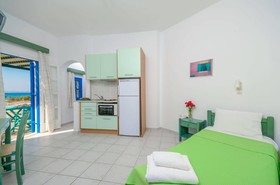 Victoria Studios & Apartments