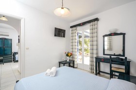 Victoria Studios & Apartments