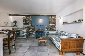 Arco Naxos Luxury Apartments