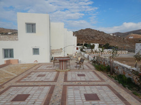 Armonia Studios, Apartments & Villa