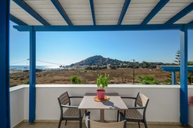 Crystal Naxos 1 Studios at Mikri Vigla