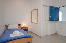 Crystal Naxos 1 Studios at Mikri Vigla