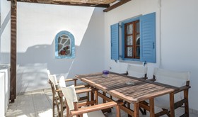 Depis Economy Studios & Apartments