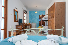 Depis Economy Studios & Apartments