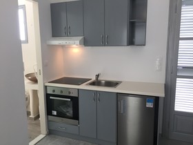 Depis Suites & Apartments