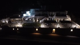 ELaiolithos Luxury Retreat