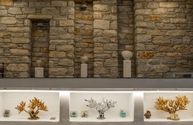 ELaiolithos Luxury Retreat