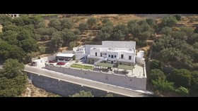ELaiolithos Luxury Retreat