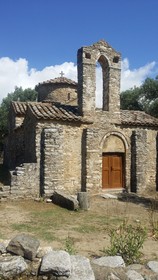 ELaiolithos Luxury Retreat