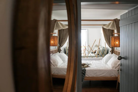 Kissos Luxury Suites