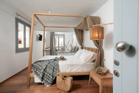 Kissos Luxury Suites