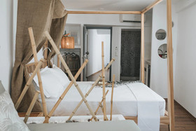 Kissos Luxury Suites