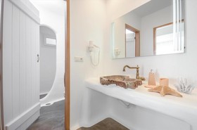 Ktima Lino Studios & Suites