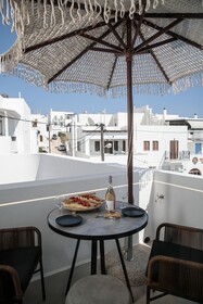 Makava Suites Naxos