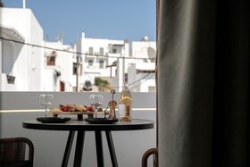 Makava Suites Naxos