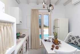 Naxian Lounge Villas