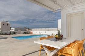 Naxian Lounge Villas