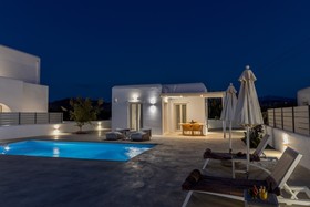 Naxian Lounge Villas