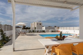 Naxian Lounge Villas