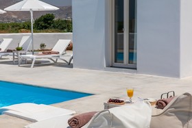 Naxian Lounge Villas