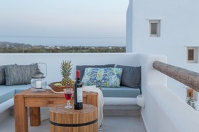 Naxian Lounge Villas