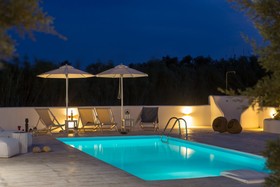 Naxian Lounge Villas