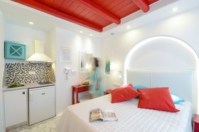 Naxos Evilion Luxury Apartments