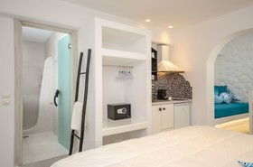 Naxos Evilion Luxury Apartments