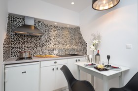 Naxos Evilion Luxury Apartments