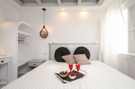 Naxos Evilion Luxury Apartments