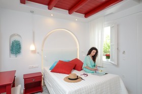Naxos Evilion Luxury Apartments