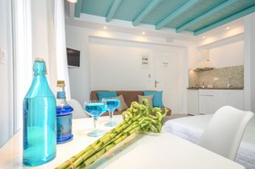 Naxos Evilion Luxury Apartments