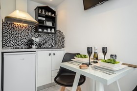 Naxos Evilion Luxury Apartments