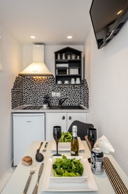 Naxos Evilion Luxury Apartments