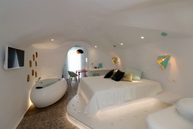 Naxos Cave Suites